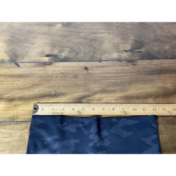 Spanx Leggings Black Camo Cropped Look at Me Now Seamless Leggings Size Medium - Picture 6 of 8